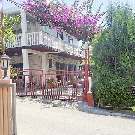 Aparthotel Monterria Бар Екстериор снимка
