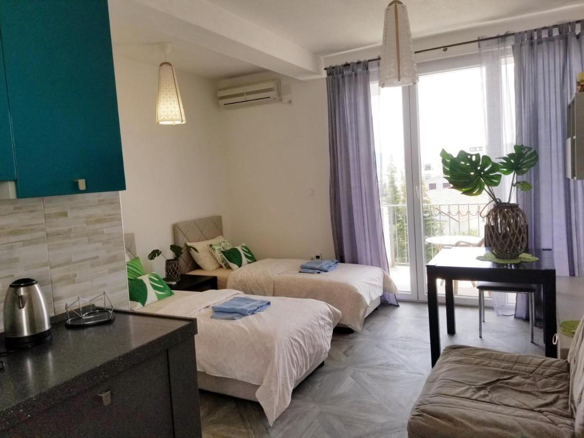 Aparthotel Monterria Бар Екстериор снимка