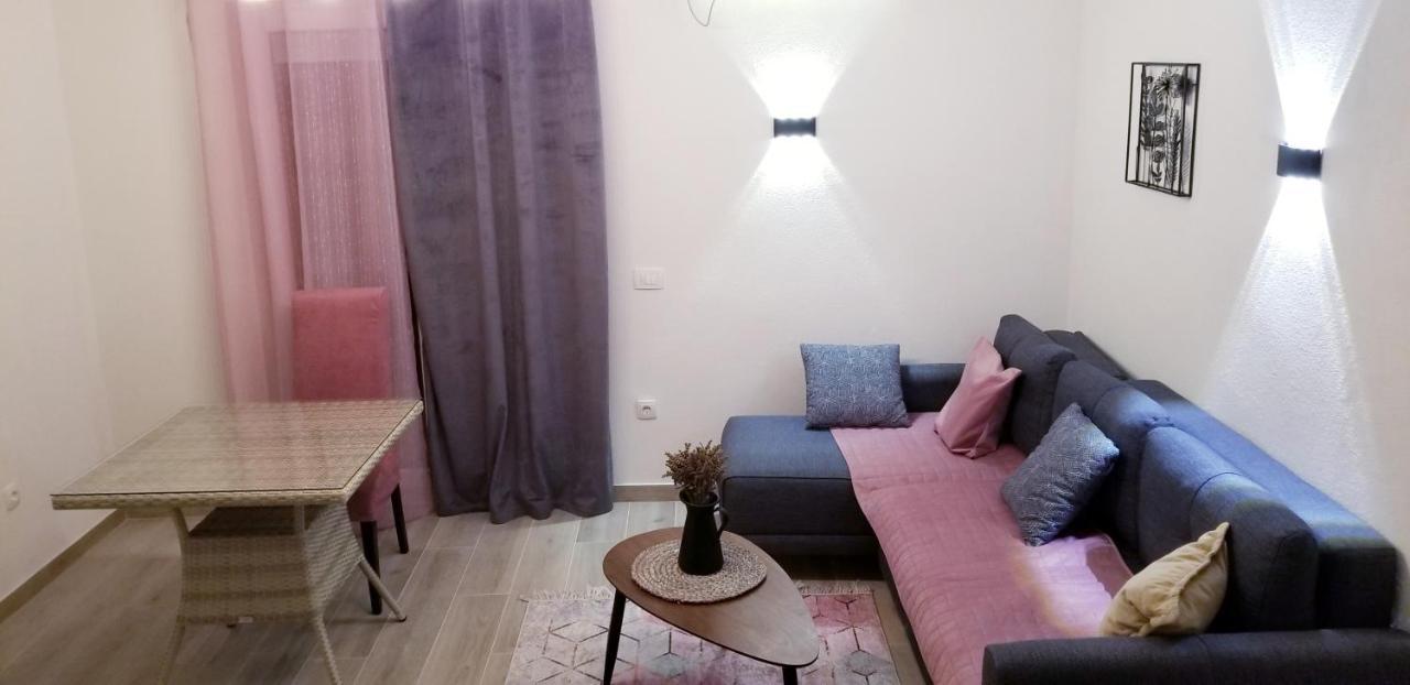 Aparthotel Monterria Бар Екстериор снимка