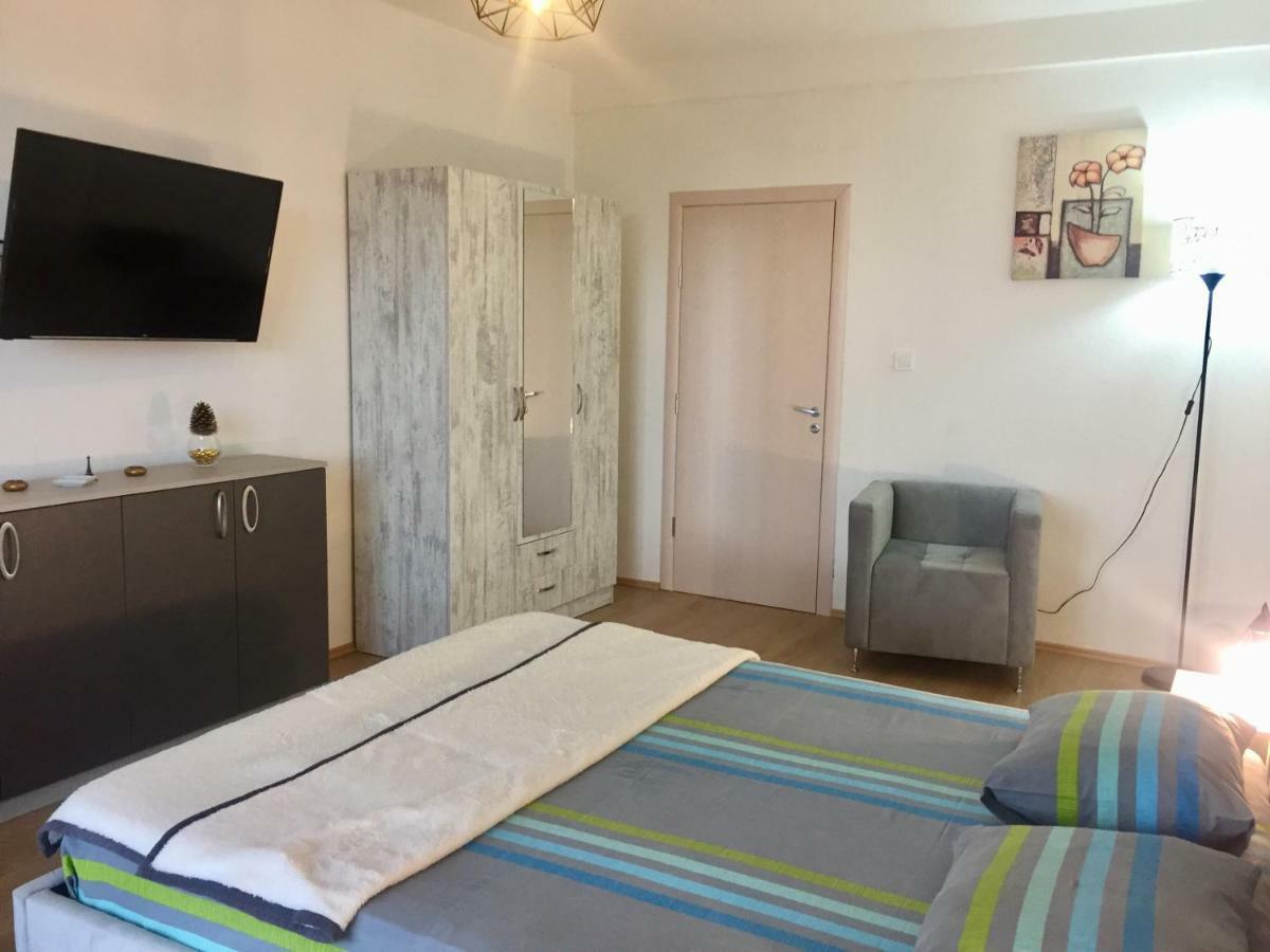 Aparthotel Monterria Бар Екстериор снимка