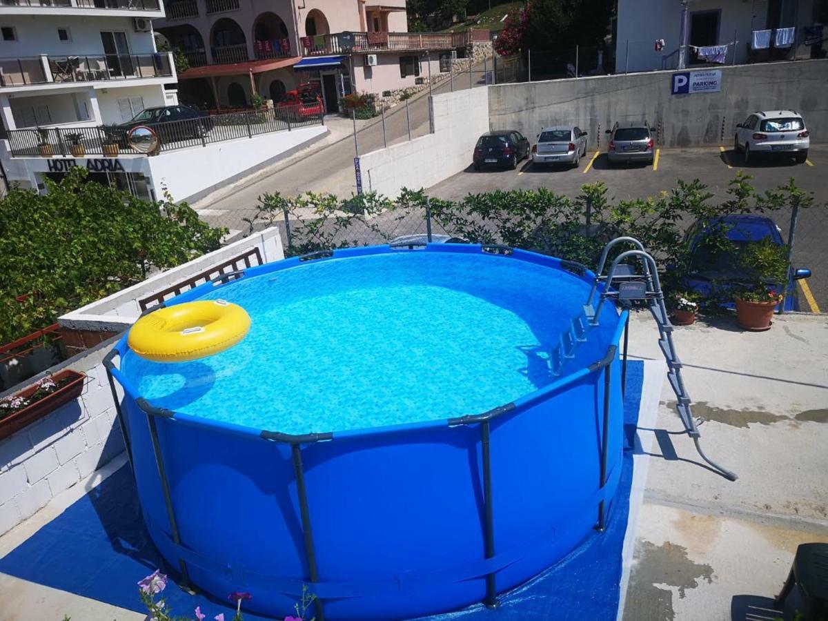 Aparthotel Monterria Бар Екстериор снимка