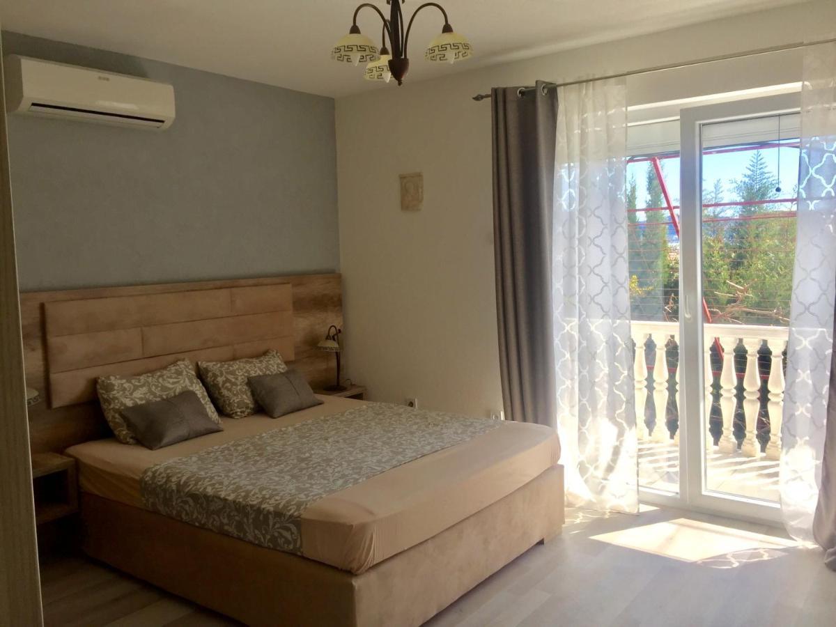 Aparthotel Monterria Бар Екстериор снимка